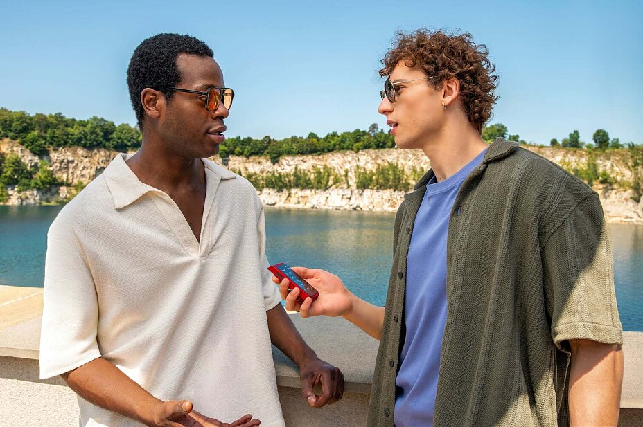 Mit Vasco Translator Q1 kommen Sie weltweit ganz entspannt ins Gespräch